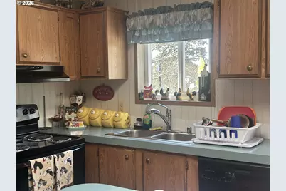 96465 Coverdell Rd #20, Brookings, OR 97415 - Photo 16