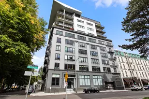 300 NW 8th Ave, Portland, OR 97209 - Photo 2