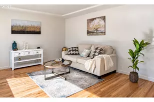 4225 NE Simpson St, Portland, OR 97218 - Photo 8