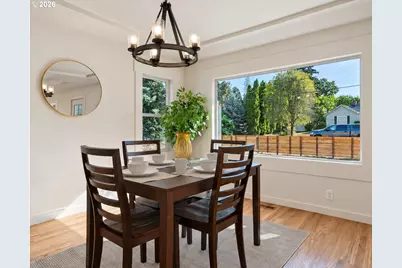 4225 NE Simpson St, Portland, OR 97218 - Photo 10