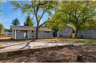 4225 NE Simpson St, Portland, OR 97218 - Photo 34