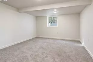 4225 NE Simpson St, Portland, OR 97218 - Photo 24