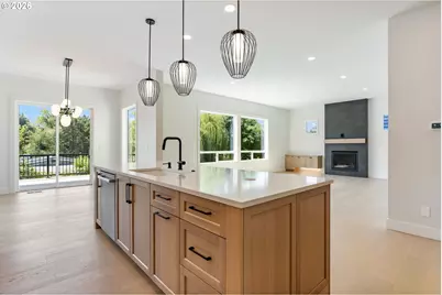 8014 SW Spruce St, Portland, OR 97223 - Photo 8