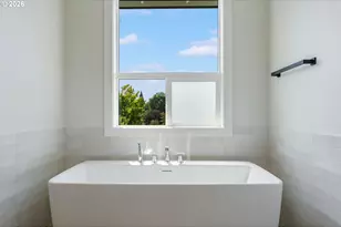 8014 SW Spruce St, Portland, OR 97223 - Photo 18