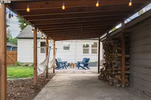 1815 NE Junior St, Portland, OR 97211 - Photo 36
