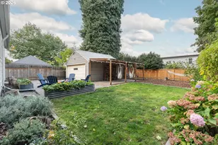 1815 NE Junior St, Portland, OR 97211 - Photo 34