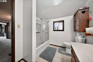 840 S 1st St, Cottage Grove, OR 97424 - Photo 26