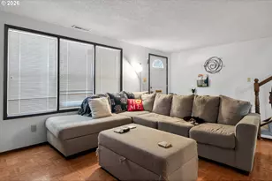 840 S 1st St, Cottage Grove, OR 97424 - Photo 12