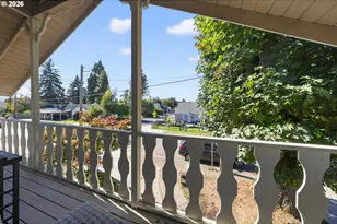 840 S 1st St, Cottage Grove, OR 97424 - Photo 32