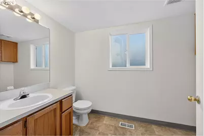 6006 SW View Point Ter, Portland, OR 97239 - Photo 10