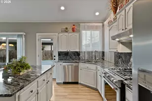 4334 Log Dr, Salem, OR 97305 - Photo 8