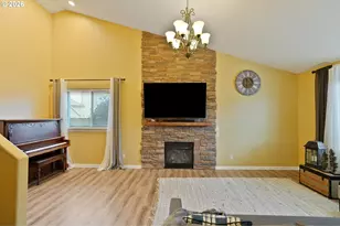 4334 Log Dr, Salem, OR 97305 - Photo 8