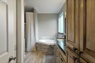 4334 Log Dr, Salem, OR 97305 - Photo 24