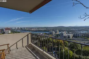 2221 SW 1st Ave, Portland, OR 97201 - Photo 20