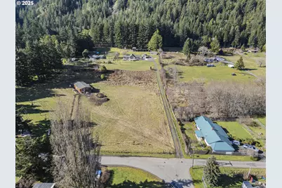 889 H Ave, Powers, OR 97466 - Photo 34