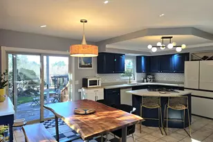 417 SE Roberts Ave, Gresham, OR 97080 - Photo 10