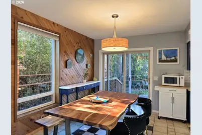 417 SE Roberts Ave, Gresham, OR 97080 - Photo 8