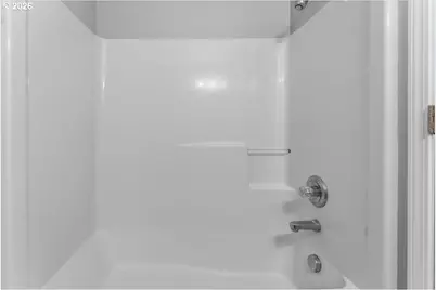 2239 Hawthorne St #7, Forest Grove, OR 97116 - Photo 6