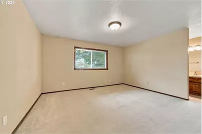 9070 SE Lynn Ln, Happy Valley, OR 97086 - Photo 22