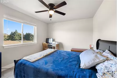 2344 SE 27th St, Battle Ground, WA 98604 - Photo 32