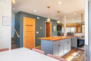 5855 Barefoot Ln, Pacific City, OR 97135 - Photo 10