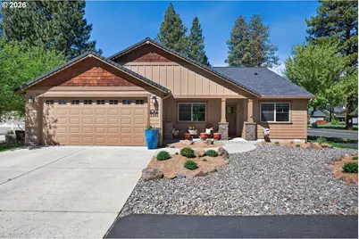 1141 S Creekside Dr NE, Sisters, OR 97759 - Photo 2