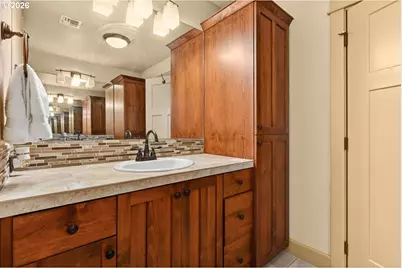 1141 S Creekside Dr NE, Sisters, OR 97759 - Photo 36