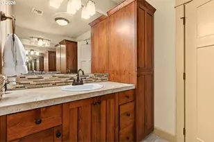 1141 S Creekside Dr NE, Sisters, OR 97759 - Photo 36