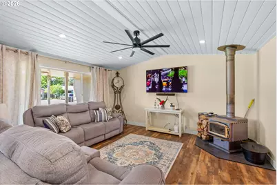 1385 River Bend Rd, Salem, OR 97304 - Photo 34