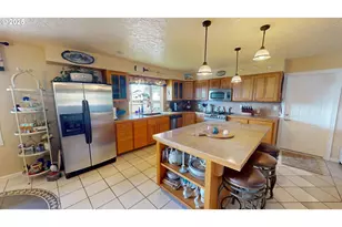 814 Paradise Ln, Brookings, OR 97415 - Photo 14