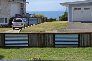 814 Paradise Ln, Brookings, OR 97415 - Photo 32