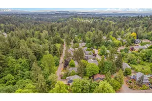3842 SW Coronado St, Portland, OR 97219 - Photo 8