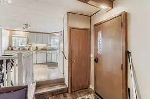 2681 SE River Rd, Hillsboro, OR 97123 - Photo 4