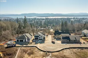 743 N V St, Washougal, WA 98671 - Photo 1