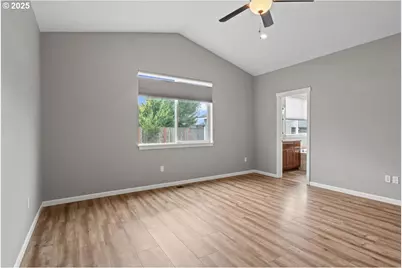 6068 NE Tuscan Loop, Albany, OR 97321 - Photo 24