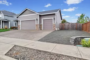6068 NE Tuscan Loop, Albany, OR 97321 - Photo 2