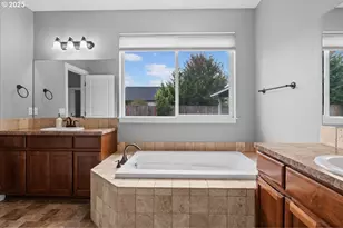 6068 NE Tuscan Loop, Albany, OR 97321 - Photo 32