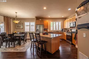 1930 Roosevelt St, North Bend, OR 97459 - Photo 40