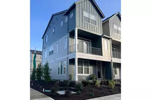 3310 SE Brookwood Ave, Hillsboro, OR 97123 - Photo 2