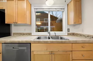 1950 NW 143rd Ave, Portland, OR 97229 - Photo 8