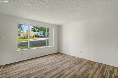 911 W 29th St, Vancouver, WA 98660 - Photo 6
