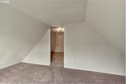 2055 Carleton Way, Salem, OR 97301 - Photo 10