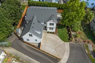 12596 SE Maplewood Ct, Milwaukie, OR 97222 - Photo 46