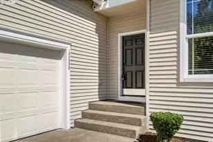 12596 SE Maplewood Ct, Milwaukie, OR 97222 - Photo 2