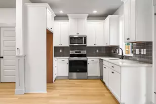 7466 N Polk Ave, Portland, OR 97203 - Photo 16