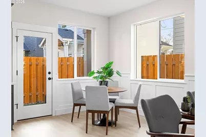 7466 N Polk Ave, Portland, OR 97203 - Photo 6