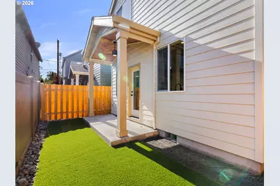 7466 N Polk Ave, Portland, OR 97203 - Photo 20