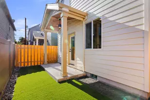 7466 N Polk Ave, Portland, OR 97203 - Photo 20