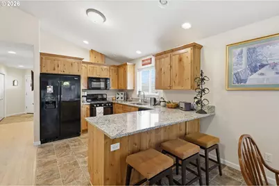 1824 SE 26th Pl, Albany, OR 97322 - Photo 8