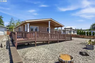 2990 Knott Terrace, Coos Bay, OR 97420 - Photo 36